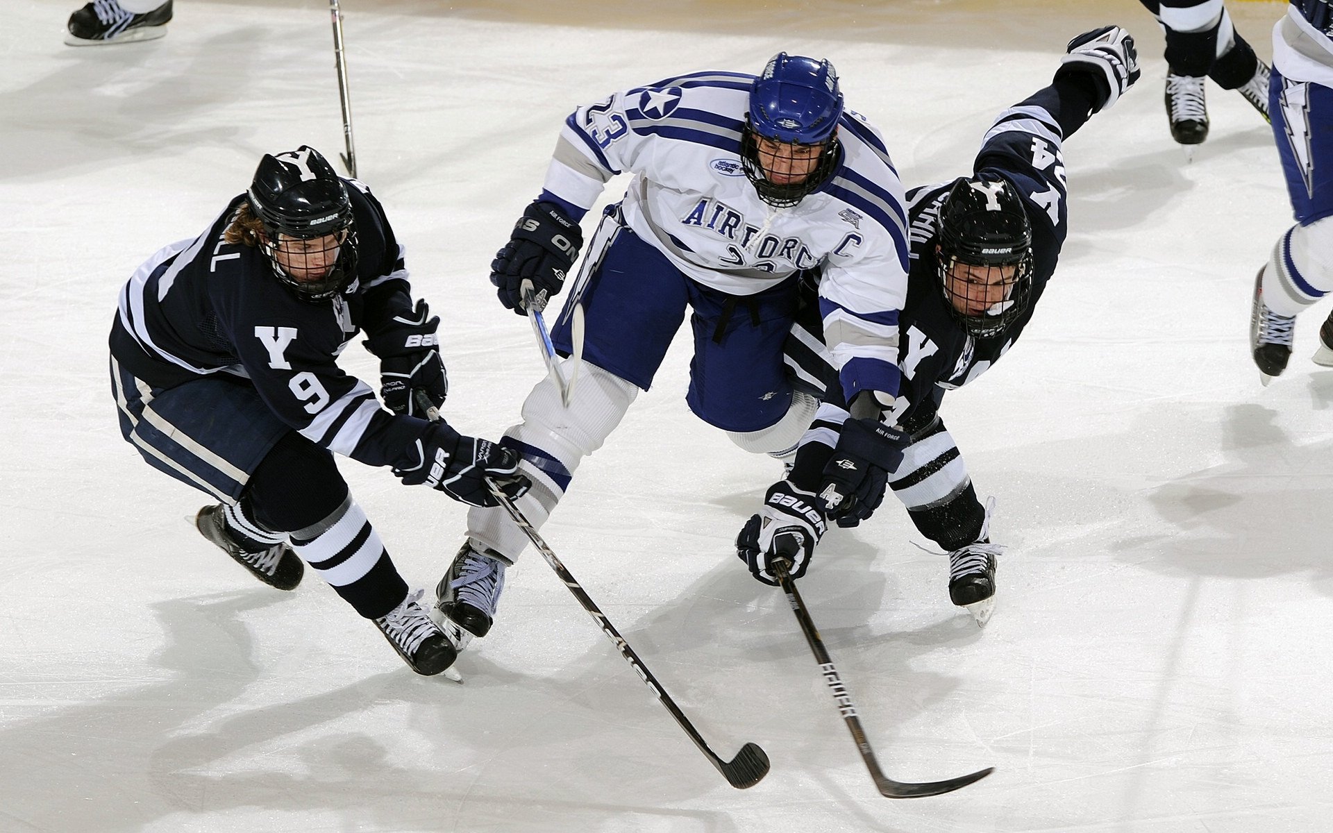 中国青少年篮球竞赛不断升级,呈现多样化发展态势,中国青少年篮球队